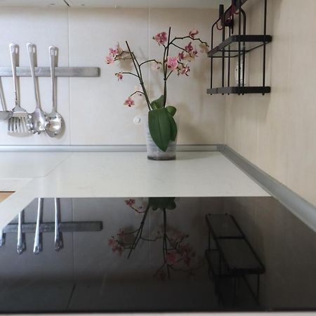 City Center 2 Bedroom A/C Apartment Bratislava Bagian luar foto